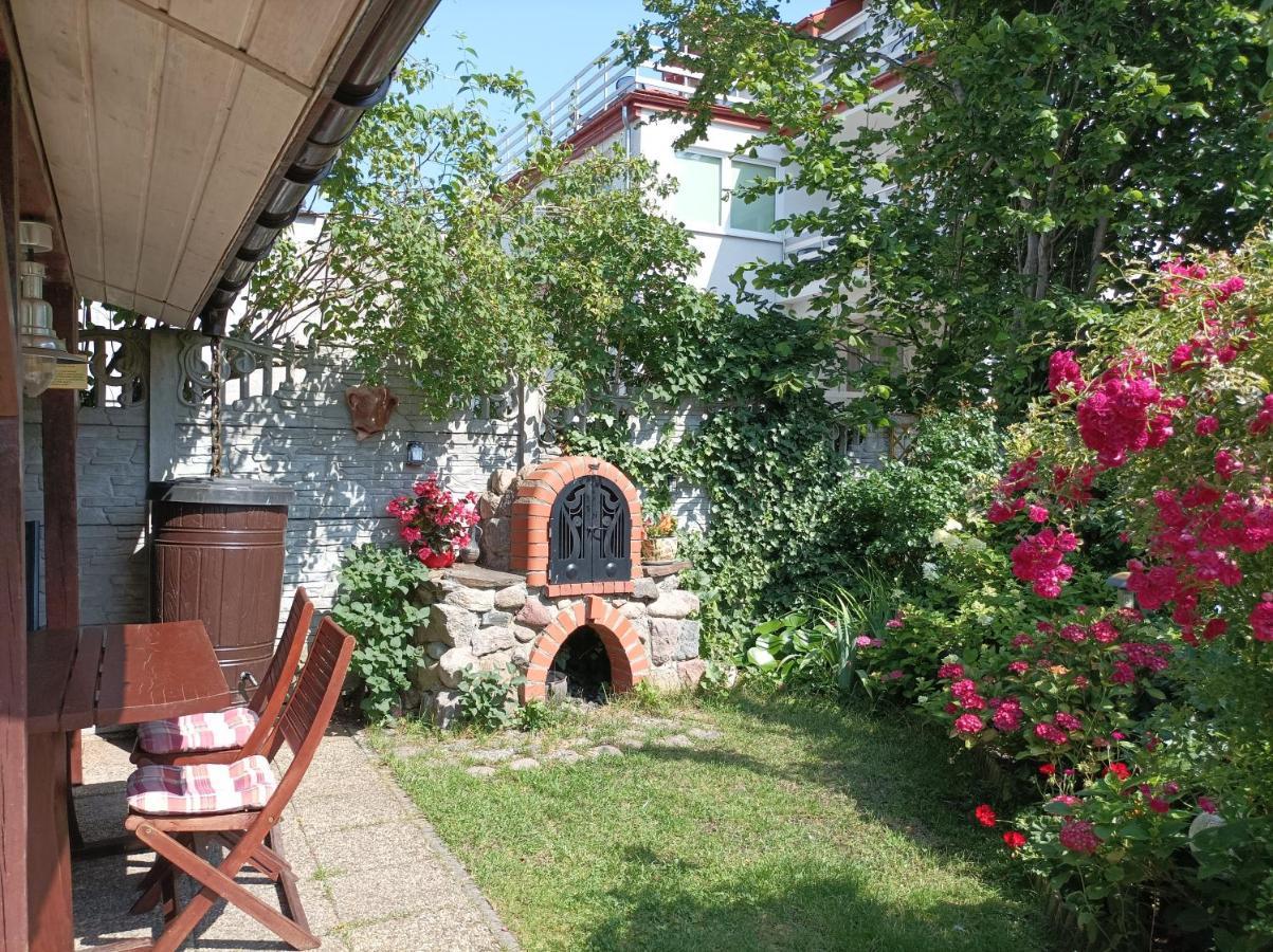 Pod Jaskolka Apartman Ustka Kültér fotó